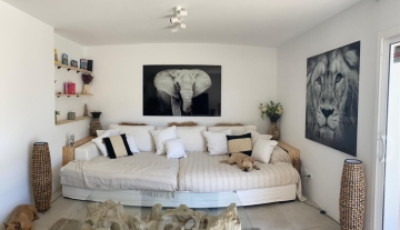 Resa estates ibiza longterm rental summer 2023 Cala Vadella Livingroom .jpg